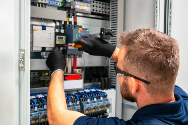  Saginaw, TX Electrician Pros